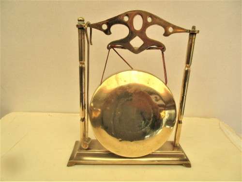 BEAUTIFUL CHINESE PATTERNED  BRASS GONG WITH  BRASS STRIKER