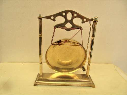 BEAUTIFUL CHINESE PATTERNED  BRASS GONG WITH  BRASS STRIKER