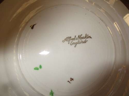 BEAUTIFUL SEVEN ALFRED MEAKIN SIDE PLATES