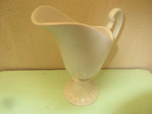 BEAUTIFUL BESWICK HELMET SHAPE JUG MATT WHITE