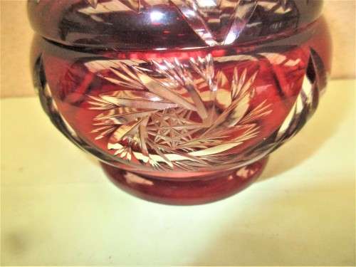 BEAUTIFUL RED CRYSTAL JAR WITH LID  SHARP CUT FLOWERS AND FOLIAGE DESIGN
