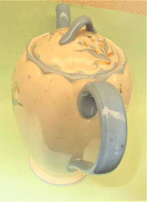 GRINDLEYS ENGLAND CREAMPETAL LILAC  COFFEE POT c 1960