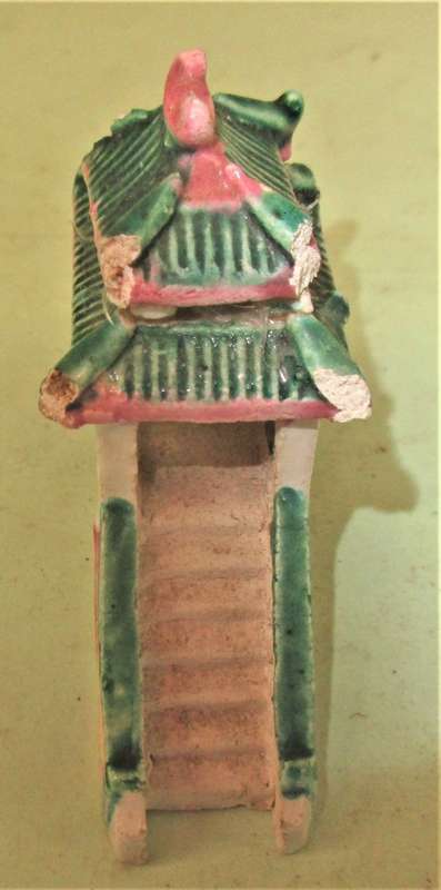 BEAUTIFUL LITTLE CHINESE CERAMIC  MODEL OF A HOUSE