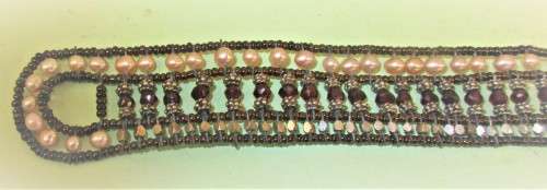 BEAUTIFUL FRESH WATER PEARL AND AMETHYST BRACELET