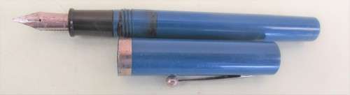 SHAEFFER BLUE  CARTRIDGE FOUNTAIN PEN  M NIB  c 1990