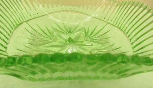 BEAUTIFUL GREEN  1950`s  SALAD BOWL