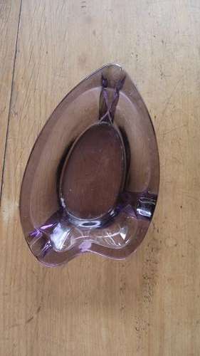 GLASS ASHTRAY GRAPE COLOUR