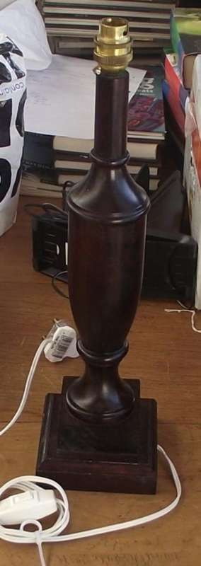 WOODEN LAMP