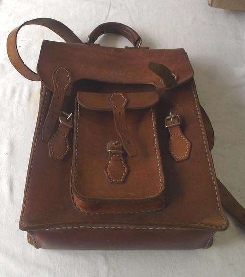 LEATHER BAG