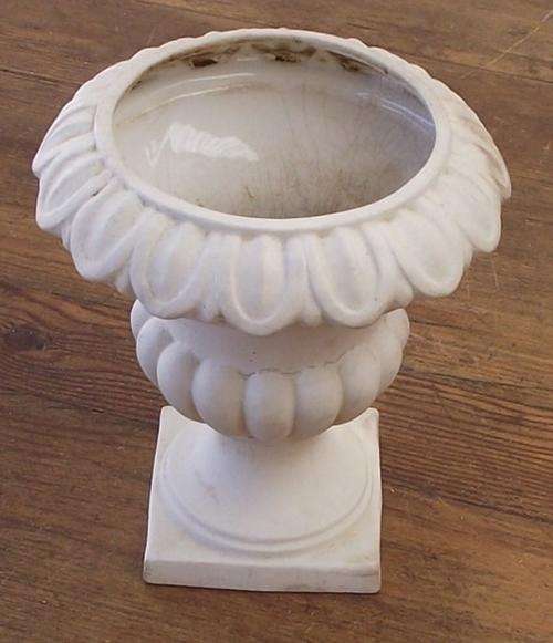 WHITE VASE