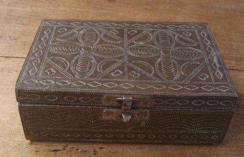 WOOD/BRASS BOX