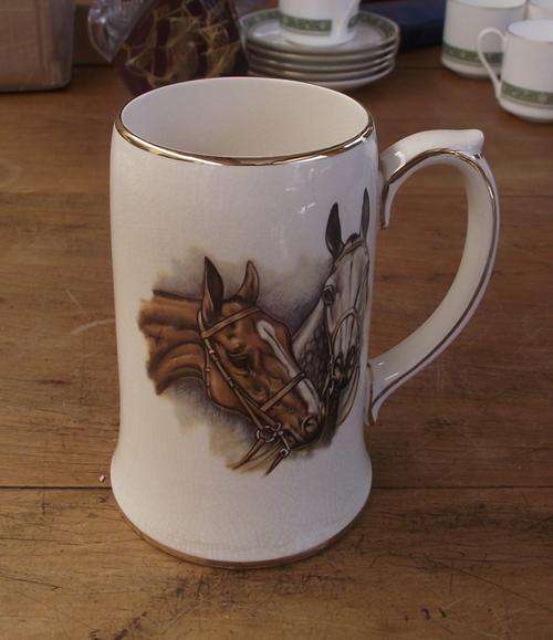 SADLER MUG SHOWING HORSES