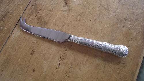 SILVER PLATED CHEESE CUTTER
