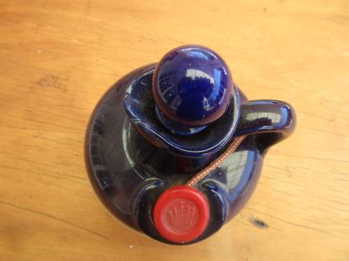 BALLANTINES FINEST SCOTCH WHISKY CERAMIC DECANTER