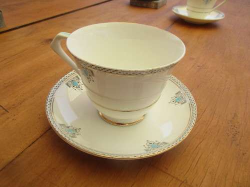 PARAGON DUO BREAKFAST CUP AND SAUCER