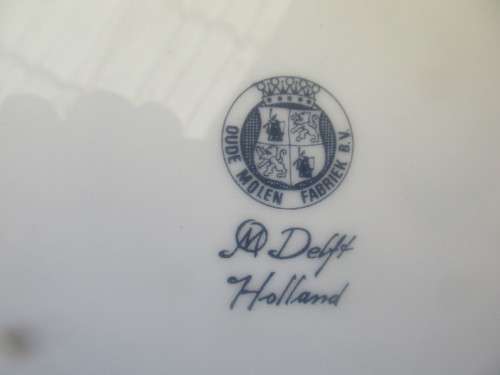 BEAUTIFUL DELFT HANDPAINTED BLUE AND WHITE PLATE