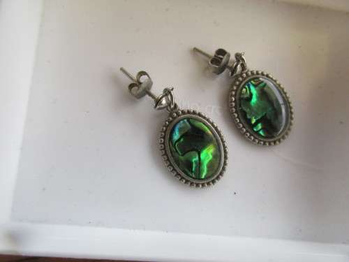 BEAUTIFUL MOTHER OF PEARL EARRINGS SET IN SILVER PLATE