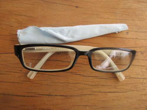 DKNY SPECTACLES WITH ASSOCIATED BRIGHT PINK CASE