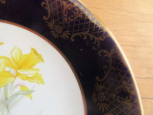 BEAUTIFUL WEATHERBY PLATE  WITH DAFFODILS AND WORDSWORTH POEM.