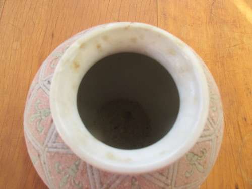 BEAUTIFUL CHINESE POTTERY BALUSTER VASE FLEUR DE LIS DESIGN
