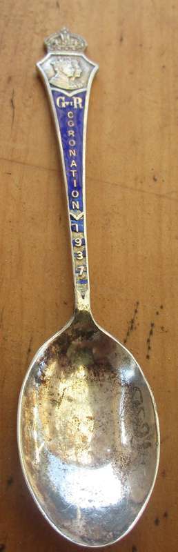 BEAUTIFUL BIRMINGHAM SILVER  AND ENAMEL CORONATION SPOON  KING GEORGE VI