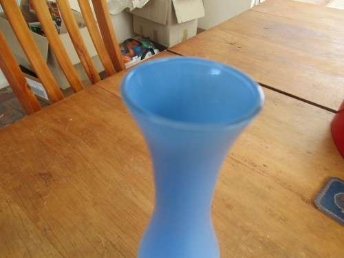 BEAUTIFUL BLUE  GLASS SPILL  VASE