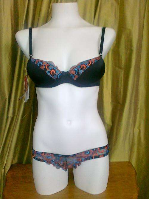 6 Brazilian Imported Bra Sets in Beautiful Colours (12 Items)