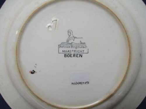 Petrus Regout and Co.: `Boeren` Commemorative plate. 19.5 cm