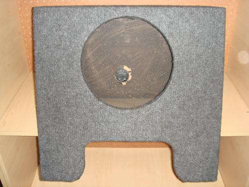 12" Sealed Corsa bakkie sub box