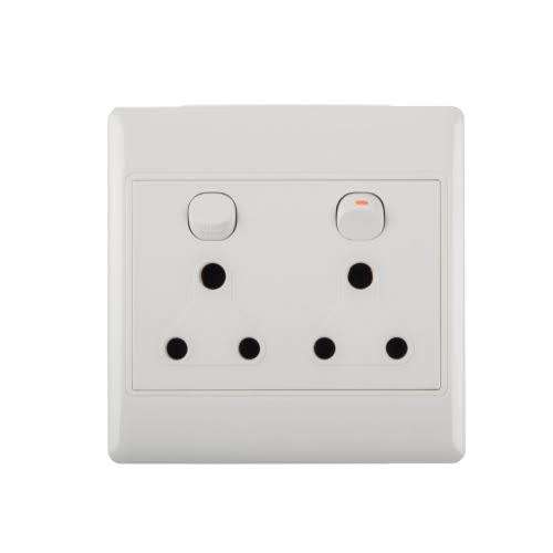 4×4 Redisson socket plug