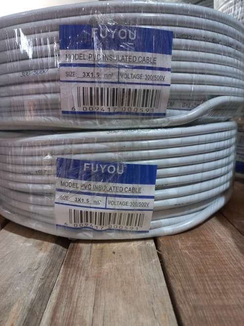 1.5mm Surfix White WW1501 Flat Twin + Earth P/M