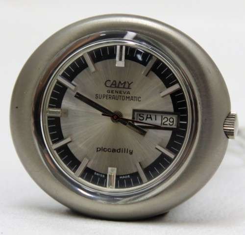 AN UNUSED SUPER AUTOMATIC PICADILLY DAY/DATE WATCH