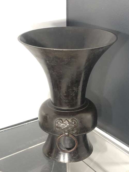 LARGE ORIENTAL(CHINESE/JAPANESE) BRONZE VASE 19th CENTURY