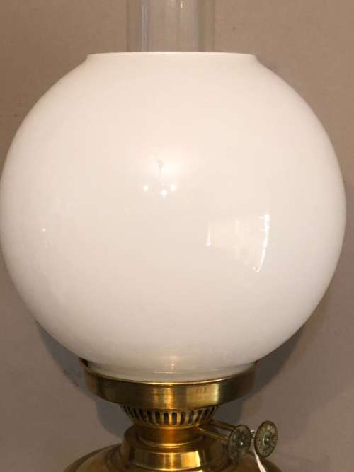 ELECTRIFIED VICTORIAN STYLE TABLE LAMP
