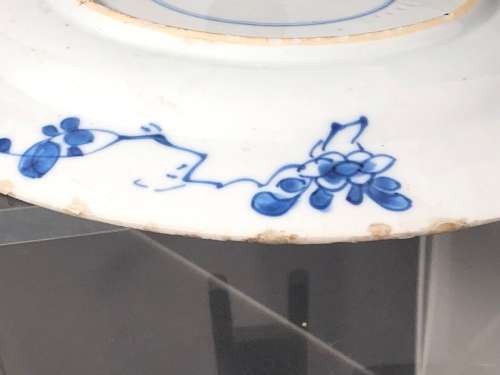 MARKED ANTIQUE CHINESE BLUE AND WHITE PLATE