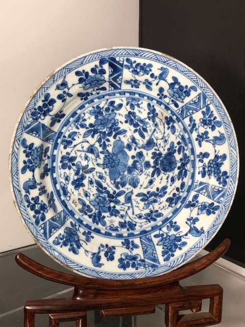 MARKED ANTIQUE CHINESE BLUE AND WHITE PLATE