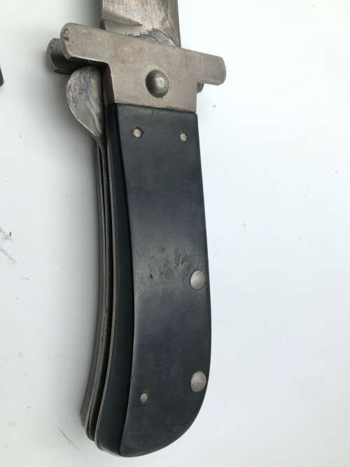 RARE LARGE WW2 US PILOTS CAMILLUS FOLDING MACHETE