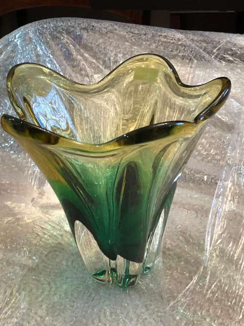 VINTAGE MURANO GREEN AND GLASS VASE