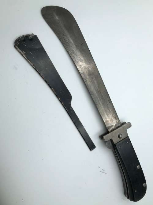 RARE LARGE WW2 US PILOTS CAMILLUS FOLDING MACHETE