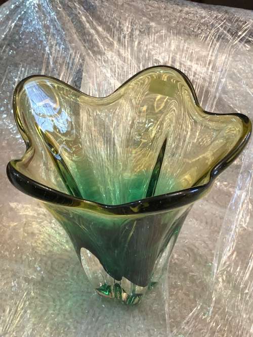VINTAGE MURANO GREEN AND GLASS VASE