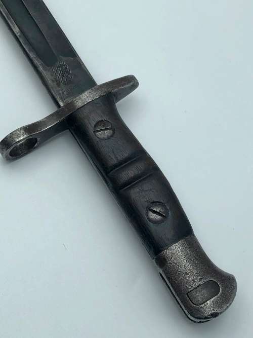 BB1) USA REMINGTON 1913 BAYONET AND SCABBARD