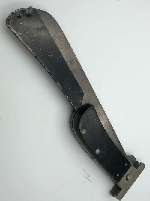 RARE LARGE WW2 US PILOTS CAMILLUS FOLDING MACHETE