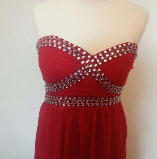 RED AND SILVER FLOOR LENGTH DRESS SIZE 10