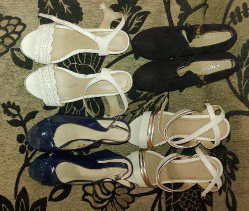 Ladies shoes for 4 pairs