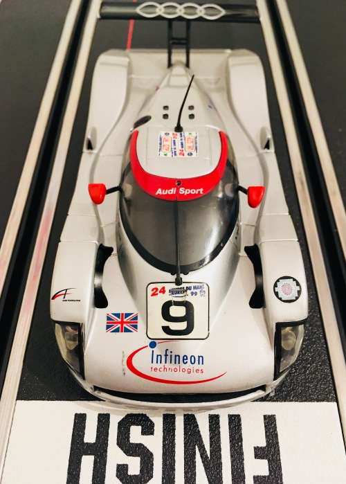 SLOT IT AUDI R8C 1999 Le Mans Race no.9