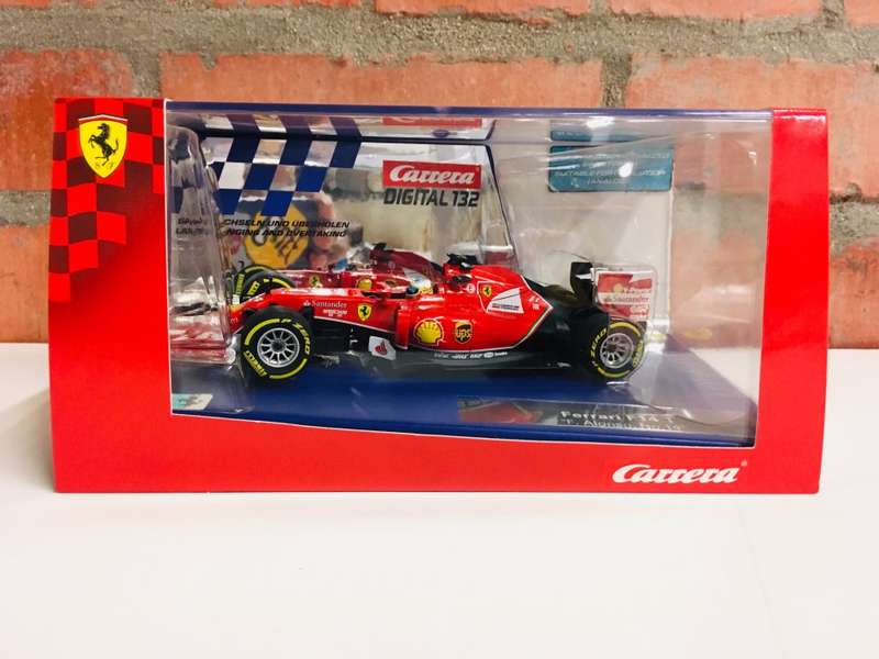 CARRERA DIGITAL132 FERRARI F14T - GOOD AS NEW