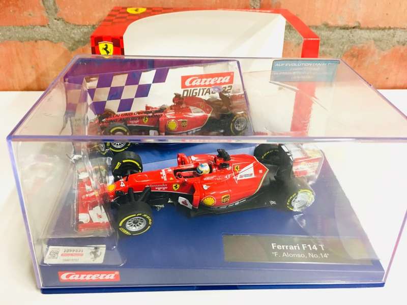 CARRERA DIGITAL132 FERRARI F14T - GOOD AS NEW