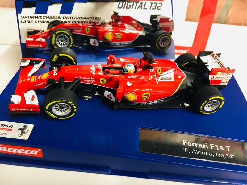 CARRERA DIGITAL132 FERRARI F14T - GOOD AS NEW