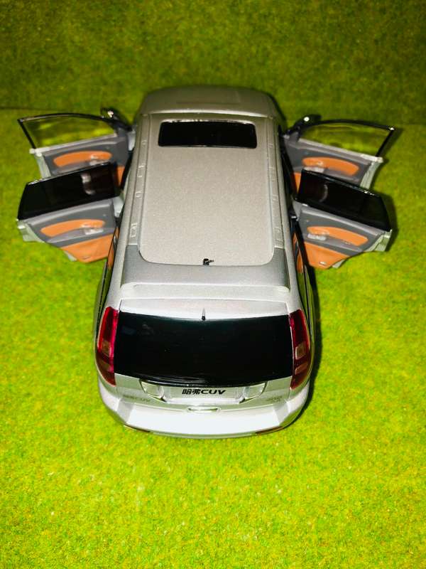 GWM HOVER  - 1:18 No Box