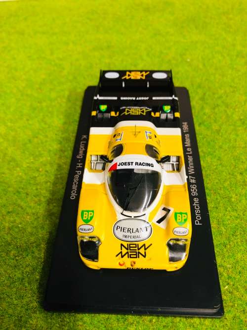 Porsche 956 Winner Le Mans 1984 - SPARK